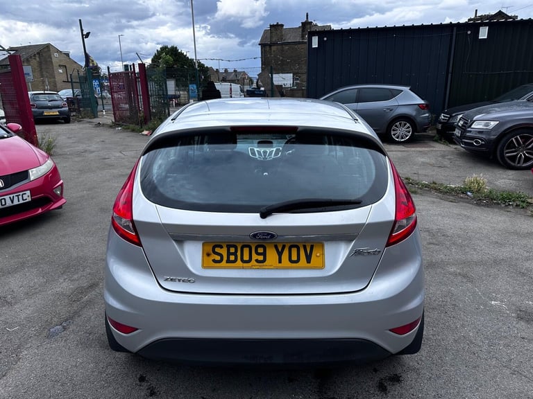 2009 Ford Fiesta 1.25 Zetec 5dr HATCHBACK Petrol Manual