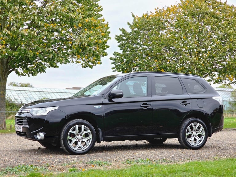 2014 Mitsubishi Outlander 2.0h 12kWh GX3h CVT 4WD Euro 5 (s/s) 5dr ESTATE Petrol/Electric Hybrid ...