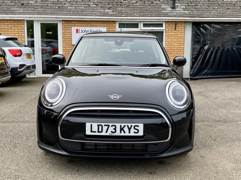 2023 MINI Hatch 1.5 Cooper Classic Hatchback 3dr Petrol Manual Euro 6 (s/s) (136 ps) Hatchback Pe...