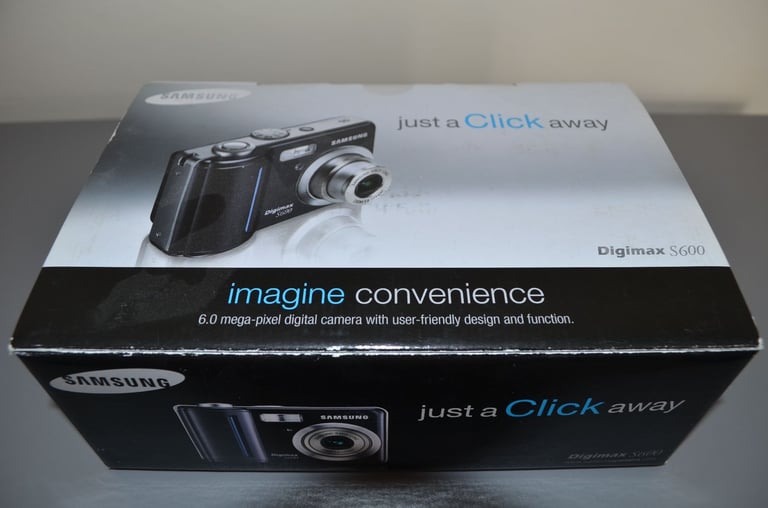 Digital Camera Samsung Digimax S600 with 6 mega pixels – post or collect