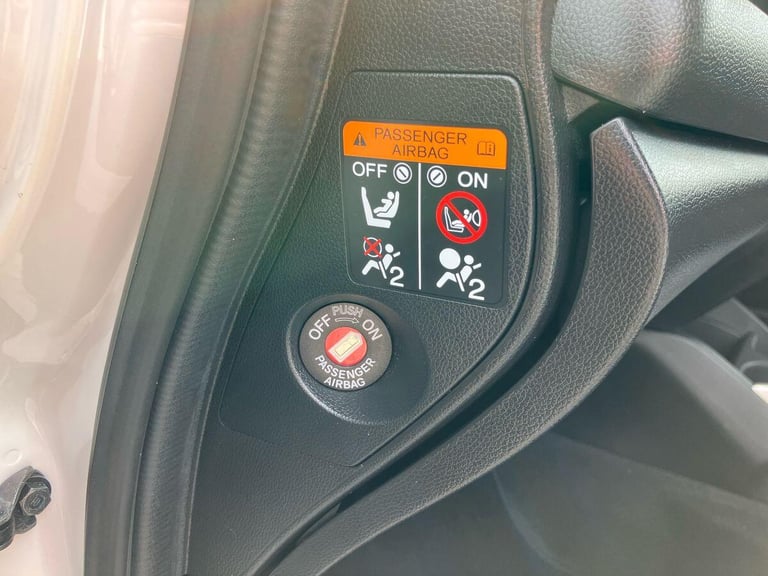 2018 Honda Jazz 1.5 i-VTEC Sport 5dr HATCHBACK Petrol Manual