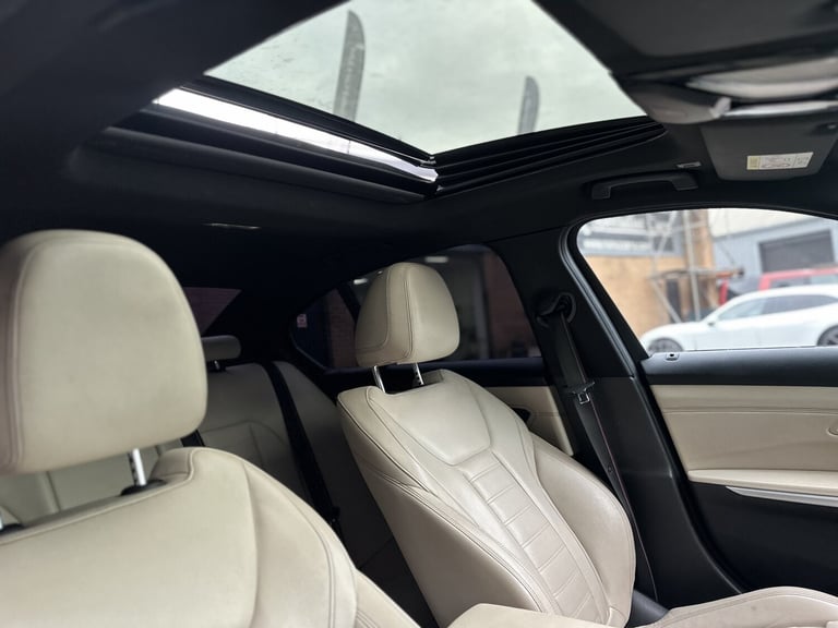 BMW 3 SERIES 2.0 330i M Sport Saloon Black Auto Petrol 2019