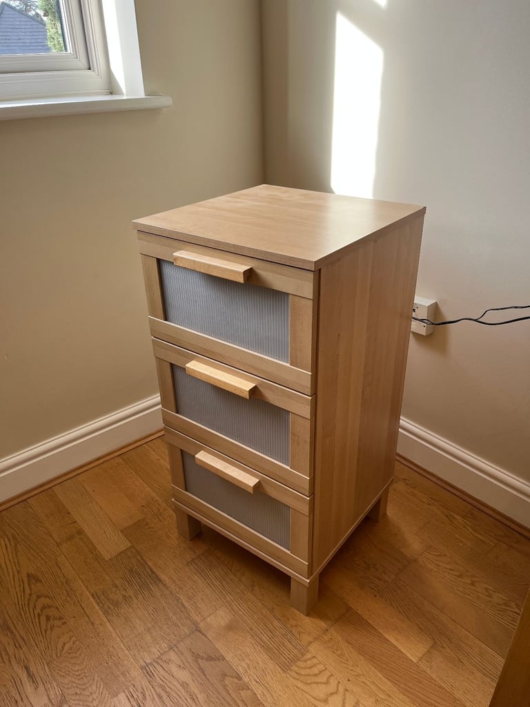 image for Small chest of drawers