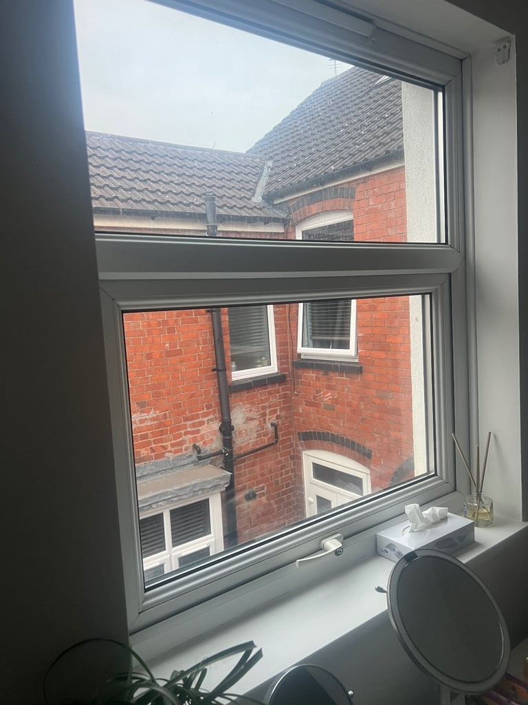 Double glazing window 