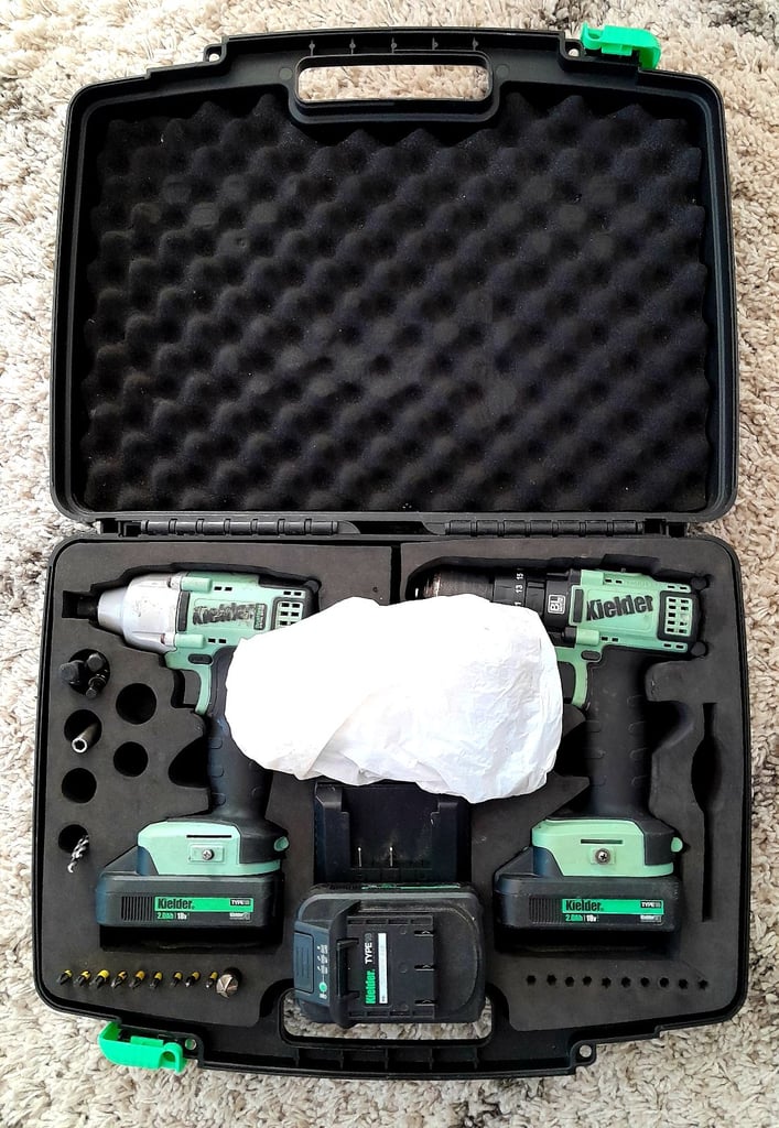Kielder Type 18 combi drill, impact driver, 3 batteries and charger 