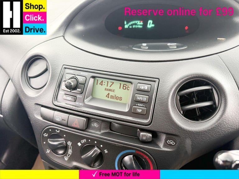 Toyota Yaris 1.3 VVT-i Blue Hatchback 5dr Petrol Manual (133 g/km, 85 bhp) Petrol Manual - Image 37