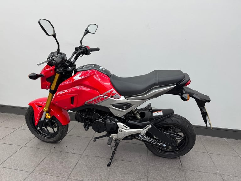 HONDA MSX 125 GROM RED, 2021 70REG ONLY 4,884 MILES 125CC USED MOTORBIKE