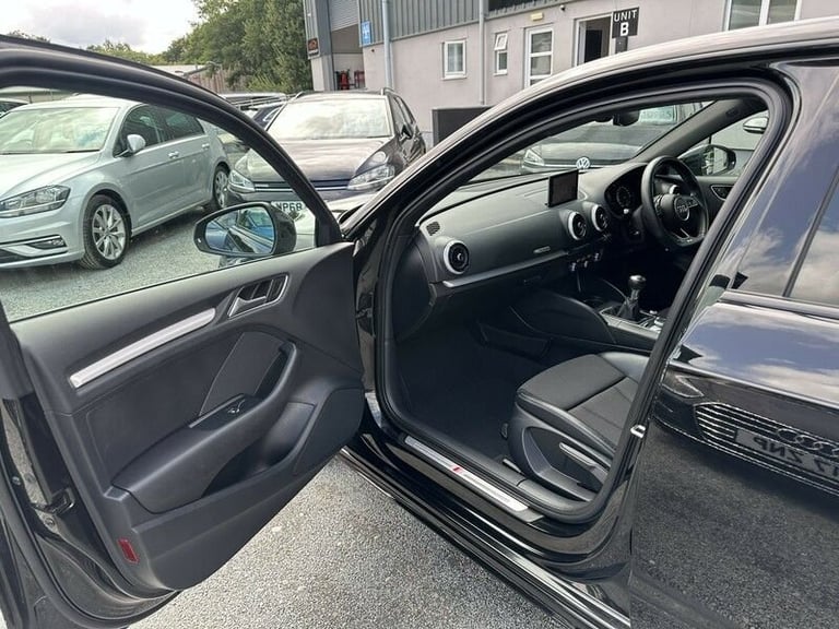 2018 Audi A3 1.5 TFSI CoD Black Edition Sportback 5dr Petrol Manual Euro 6 (s/s) (150 ps Hatchbac...