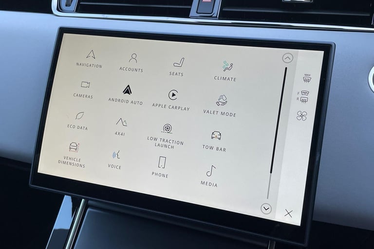 2025 Land Rover Range Rover Evoque 1.5 P270e Dynamic SE 5dr Auto ESTATE PETROL/ELECTRIC Automatic