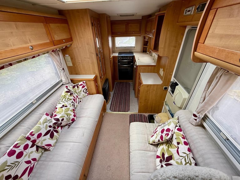 Auto-trail Tracker SE 2 Berth End Kitchen Motorhome For Sale 