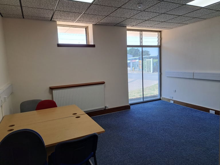image for Norwich Serviced Office Space NR7 8SQ /  235Sq.Ft / Parking / 24/7 Access / Receptionist /£350PM