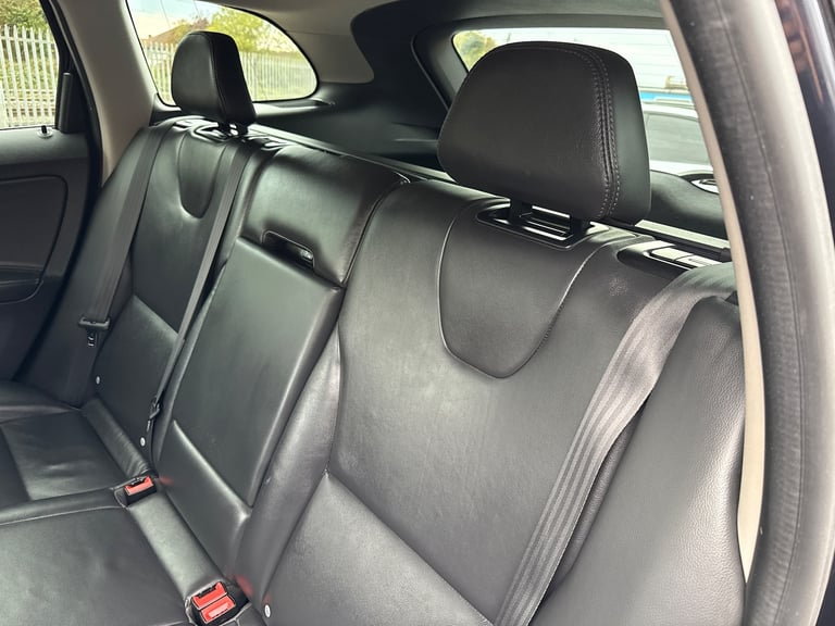 2017 Volvo XC60 2.0 D4 SE Lux Nav SUV 5dr Diesel Auto Euro 6 (s/s) (190 ps)