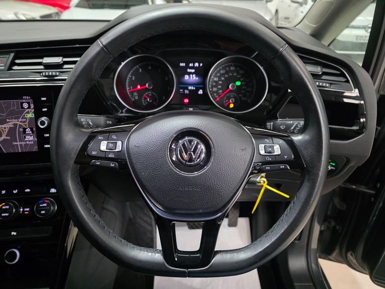 2018 Volkswagen Touran 1.4 TSI SEL DSG Euro 6 (s/s) 5dr MPV Petrol Automatic