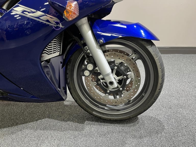 Yamaha FJR 1300, 2005