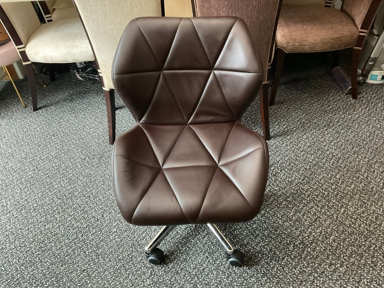 Used Leather computer chair brown v.good condition £15 in Oadby