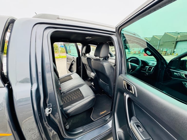 FORD RANGER MS-RT LIMITED EDITION NR 358 AUTO 213PS FSH WILDTRAK