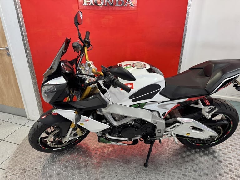2014 '14' Aprilia Tuono V4 APRC