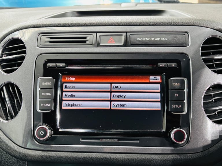 2012 Volkswagen Tiguan 2.0 TDI BlueMotion Tech SE DSG 4WD Euro 5 (s/s) 5dr ESTATE Diesel Automatic