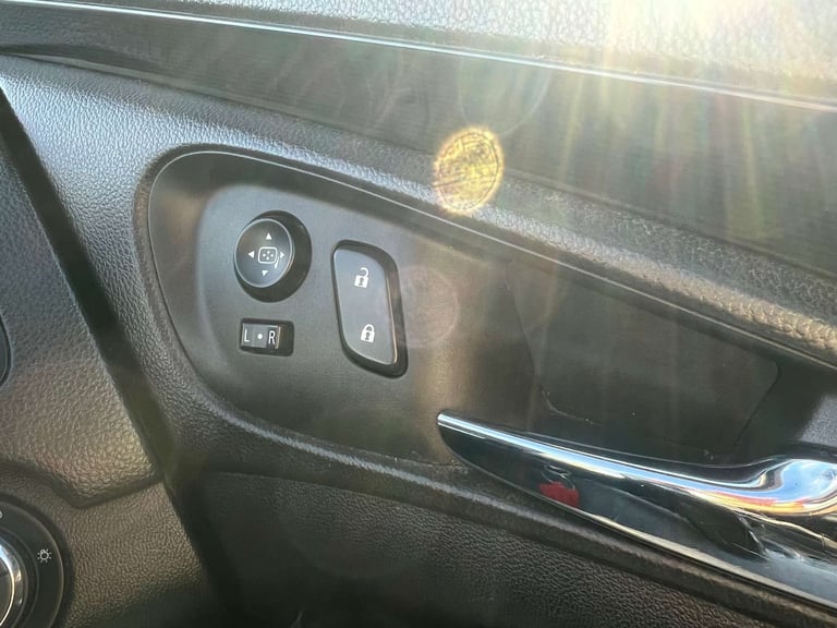 2014 Vauxhall Insignia 2.0 Insignia Tech Line CDTi ecoFLEX S/S 5dr Estate Diesel Manual