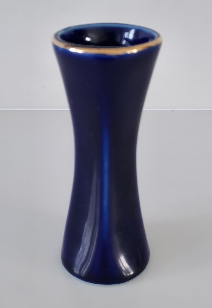 Cobalt Blue Ceramic Pottery Bud/Posy Vase Oriental Bird Design 10 cm Tall
