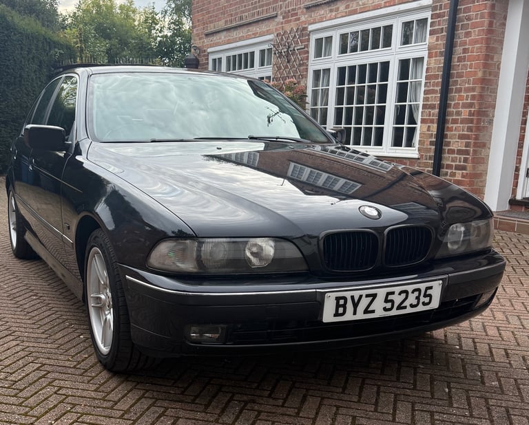 BMW, 523i SE….Low Owners,Low Mileage,Just serviced,Absolute Bargain