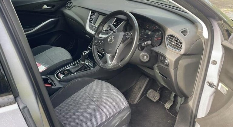 2019 Vauxhall Grandland X 1.2 Turbo SE SUV 5dr Petrol Auto 8Spd Euro 6 (s/s) (130 ps) SUV Petrol ...
