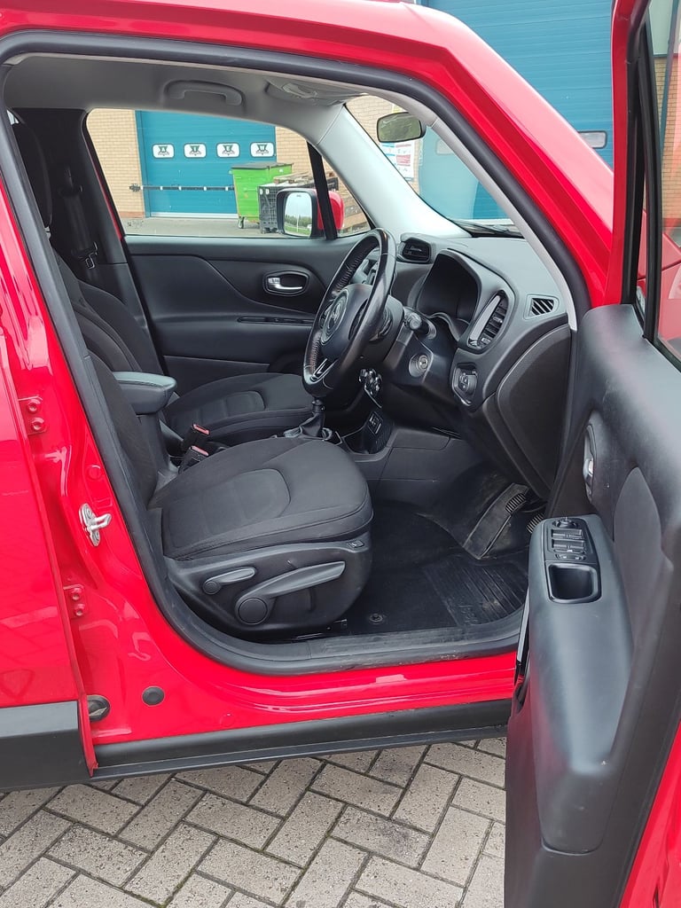 JEEP RENEGADE, NIGHT EAGLE EDITION, 1.6 DIESEL, LOW MILES, 12MONTHS MOT, SERVICE HISTORY 