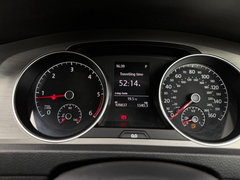 2015 Volkswagen Golf 1.6 TDI BlueMotion Tech Match DSG Euro 5 (s/s) 5dr HATCHBACK Diesel Automatic