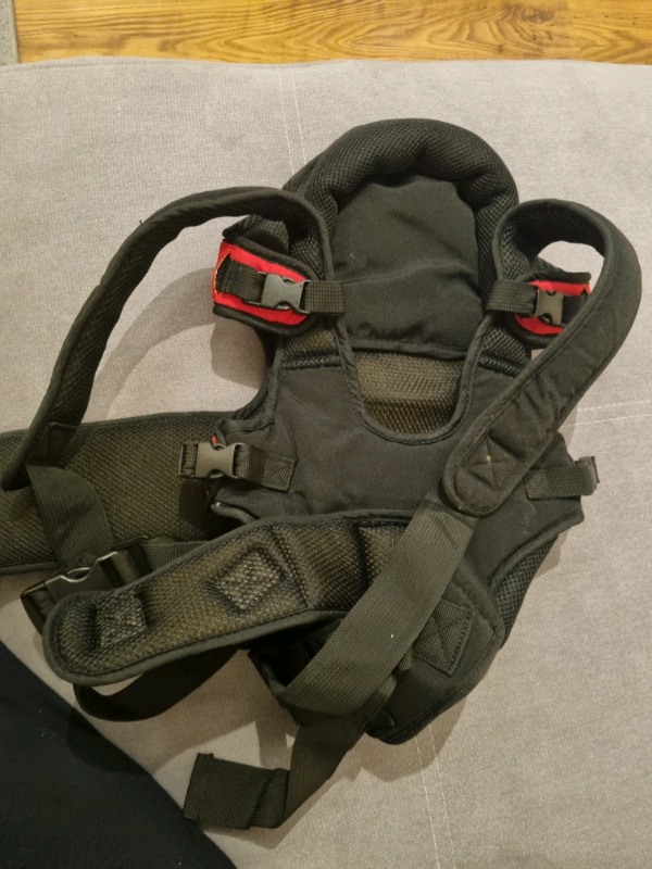 Baby carrier 