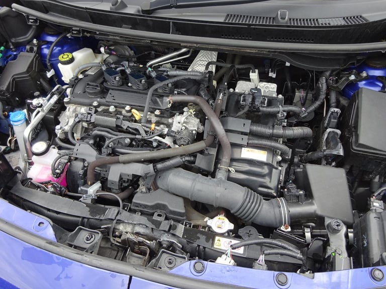 2022 72 REG TOYOTA YARIS CROSS DESIGN HEV HYBRID AUTO DAMAGED SALVAGE