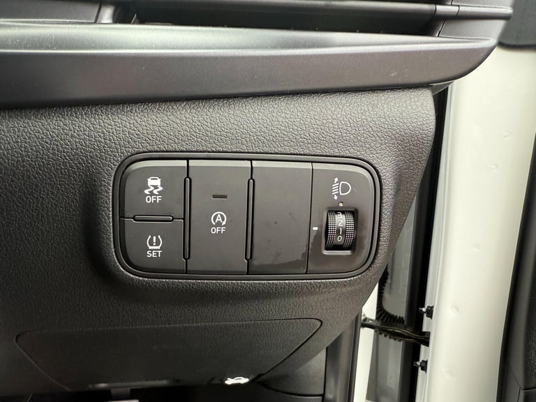 2025 Hyundai BAYON 1.0 T-GDi Advance SUV 5dr Petrol DCT Euro 6 (s/s) (100 ps) HATCHBACK Petrol Au...