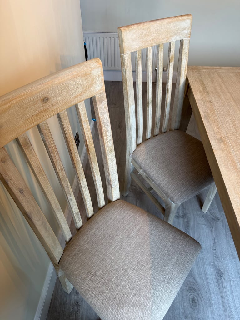 Designer rooms dining table 