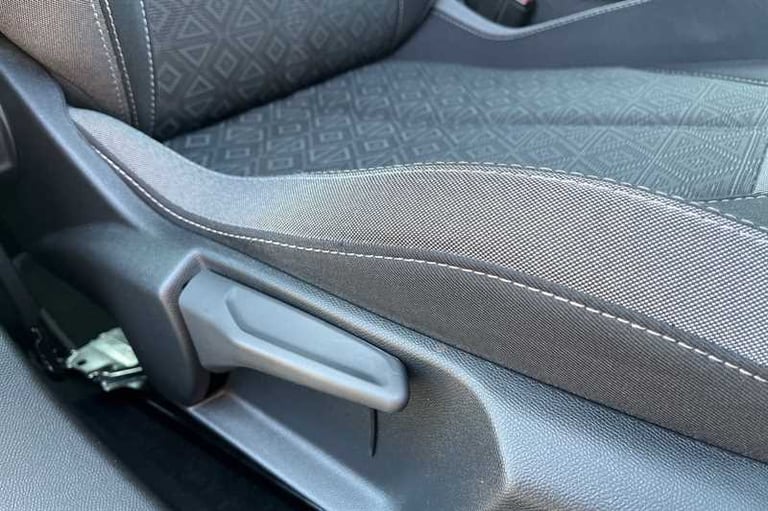 2023 Vauxhall Mokka 1.2 Turbo Design 5dr Auto HATCHBACK PETROL Automatic