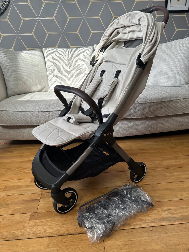 Silver Cross Clic Stroller with rain cover - Almond
