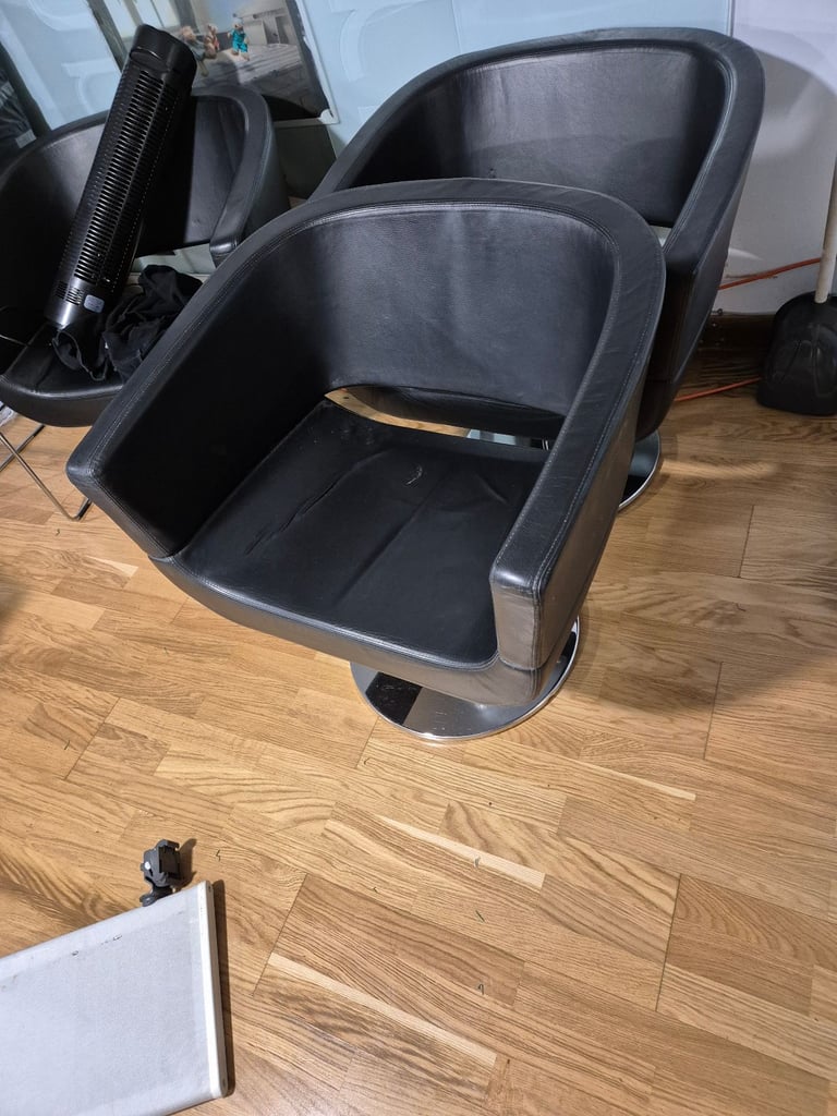 Salon Chairs very good conditions