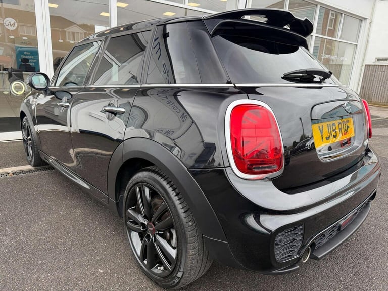 MINI HATCH 1.5 Cooper Sport Euro 6 (s/s) 5dr 2019