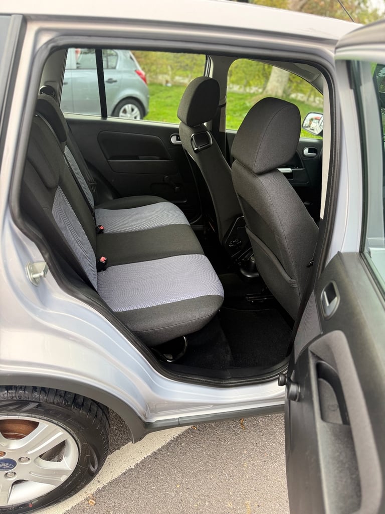 Ford, FUSION, Hatchback Zetec, 2011, Manual, 1388 (cc), 5 doors