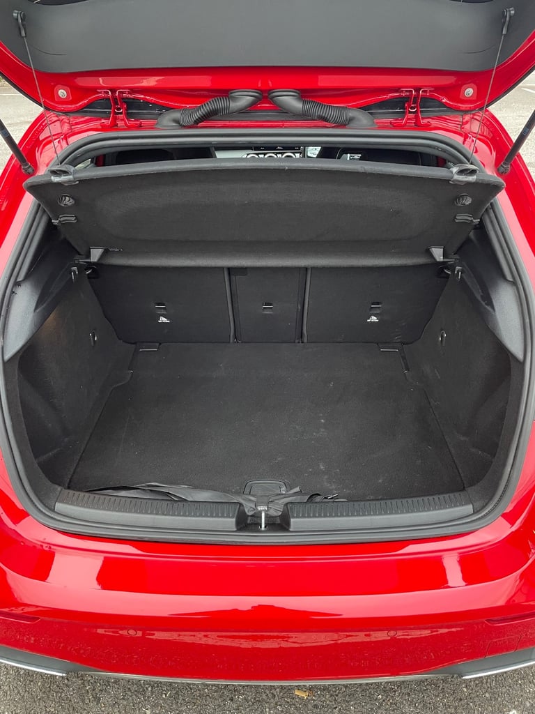 Mercedes-Benz, A CLASS, Hatchback, 2019, Semi-Auto, 1461 (cc), 5 doors