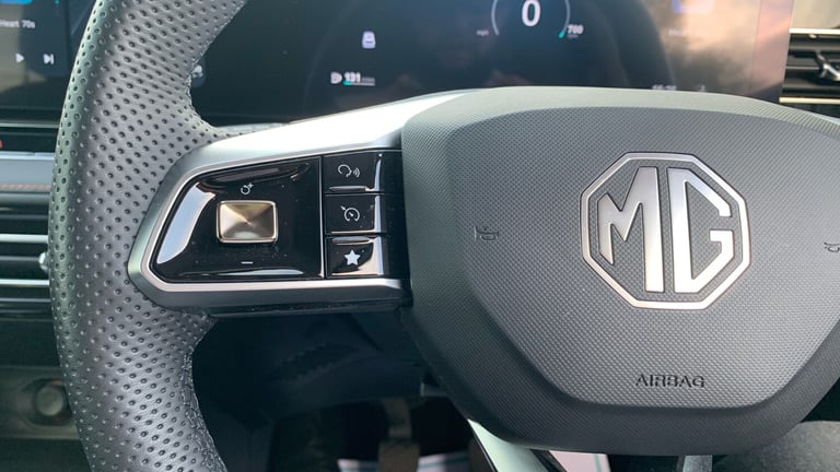 2024 MG MG HS 1.5 T-GDI Trophy SUV 5dr Petrol Manual Euro 6 (s/s) (169 ps) SUV Petrol Manual
