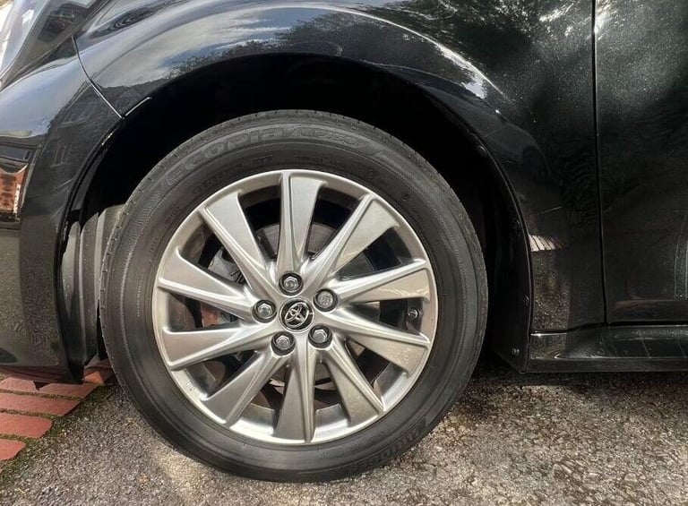 2023 Toyota Yaris 1.5 VVT-h Icon Hatchback 5dr Petrol Hybrid E-CVT Euro 6 (s/s) (116 ps) Hatchbac...