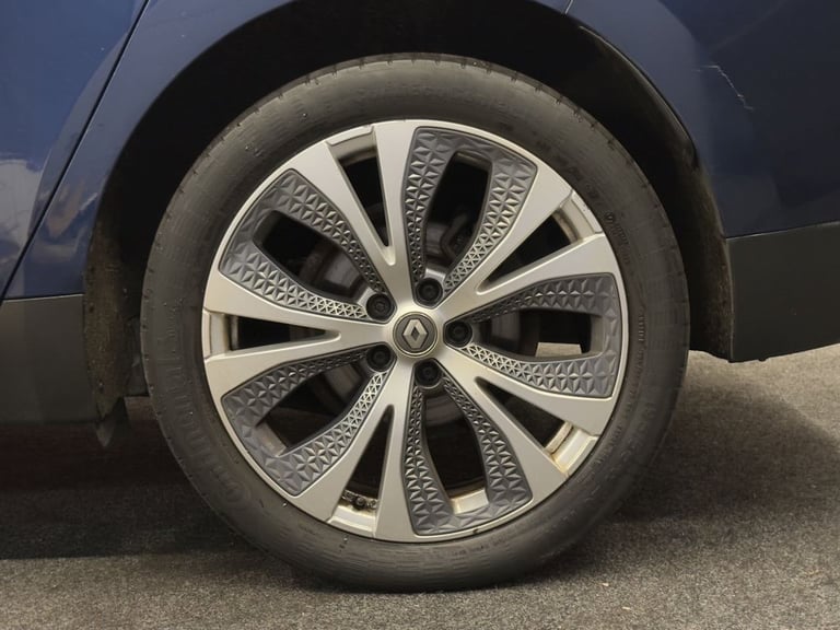 2019 Renault Grand Scenic 1.7 Blue dCi Signature MPV 5dr Diesel Manual Euro 6 (s/s) (120 ps) MPV ...