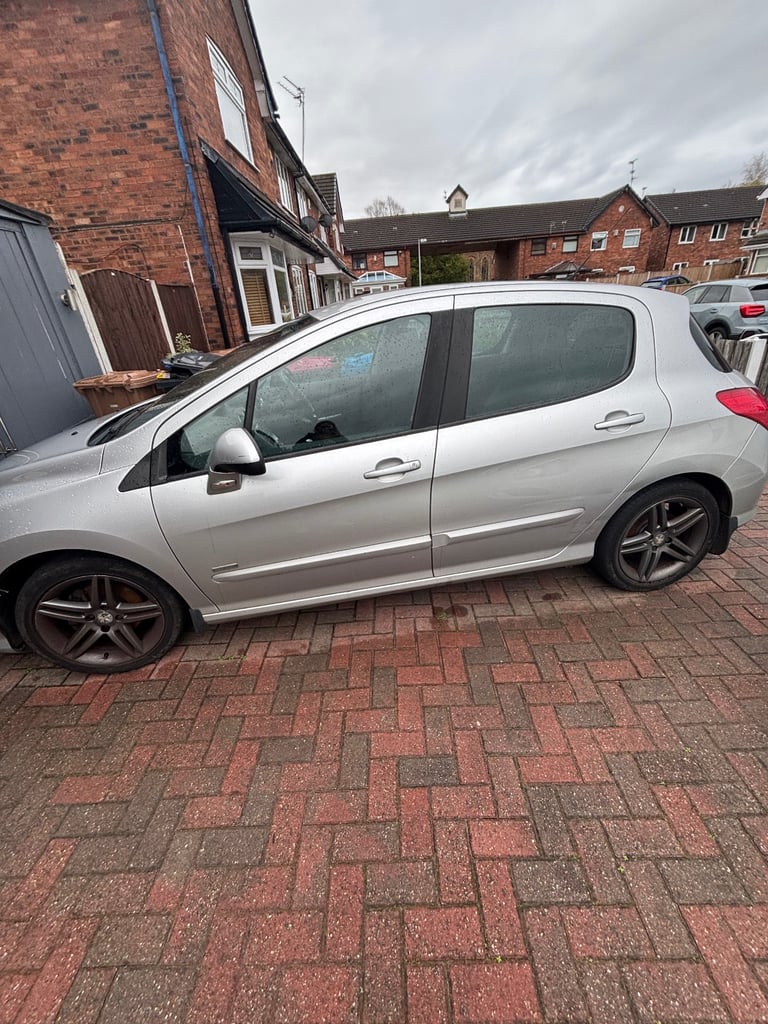 Peugeot, 308, Hatchback, 2013, Manual, 1598 (cc), 5 doors