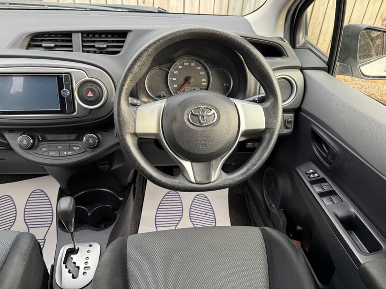 TOYOTA YARIS Active Auto ULEZ Low Milage