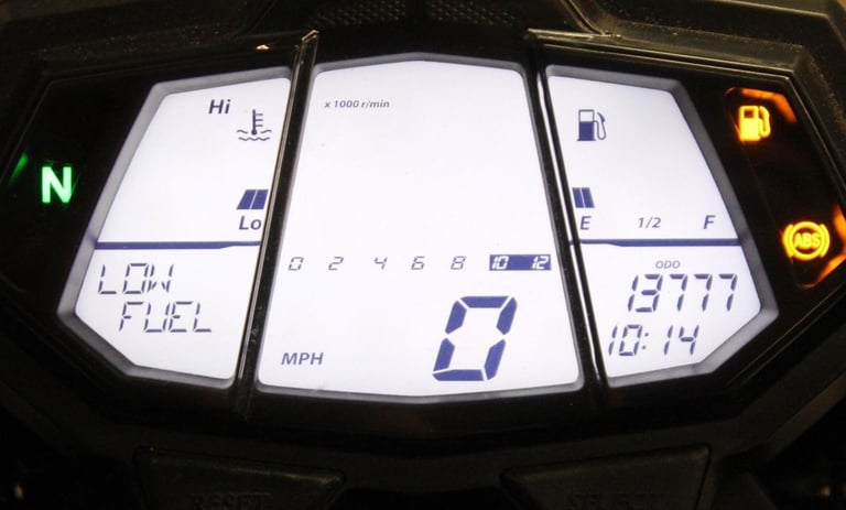 2017 17 YAMAHA MT 125 ABS BLACK NAKED TRADE SALE LEARNER LEGAL 14K NEW MOT MT125