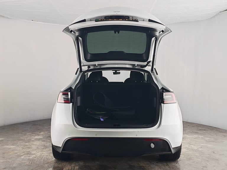 2022 Tesla Model Y (Dual Motor) Long Range Auto 4WDE 5dr MPV Electric Automatic