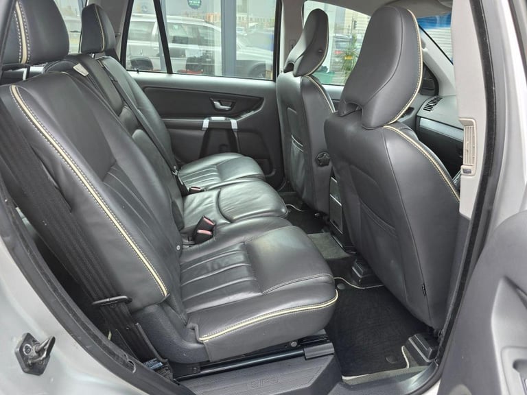 Volvo XC90 2.4 D5 SE Lux Geartronic 4WD Euro 5 5dr Diesel