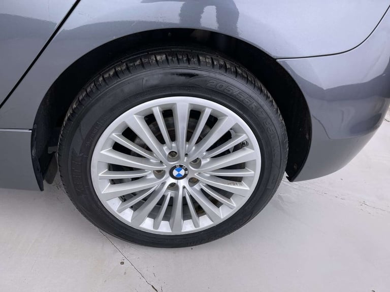 2016 BMW 2 Series 1.5 218i Luxury Auto 5dr MPV Petrol Automatic