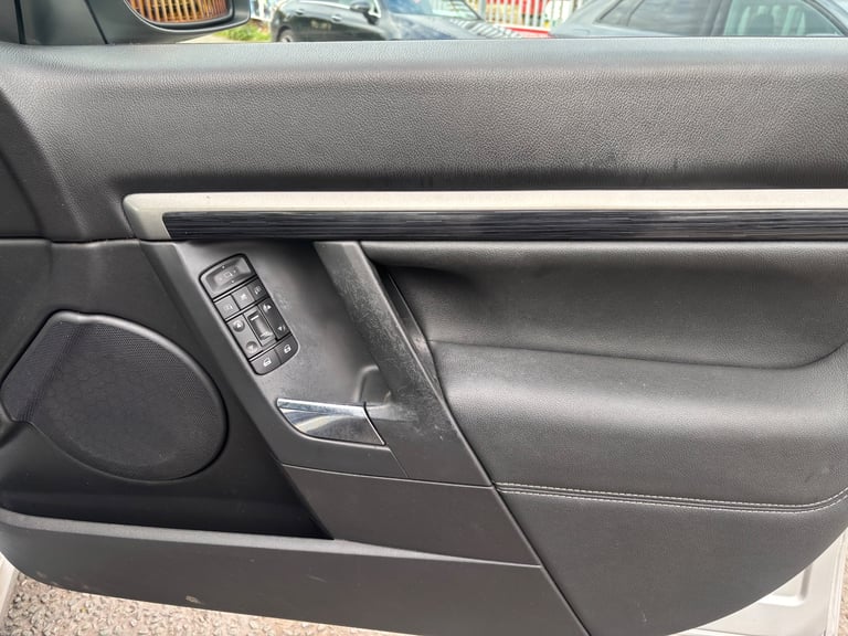 09 VAUXHALL VECTRA 1.8 DESIGN, 2 OWNERS, FULL SERVICE HISTORY, MOT JUNE, VGC, £995