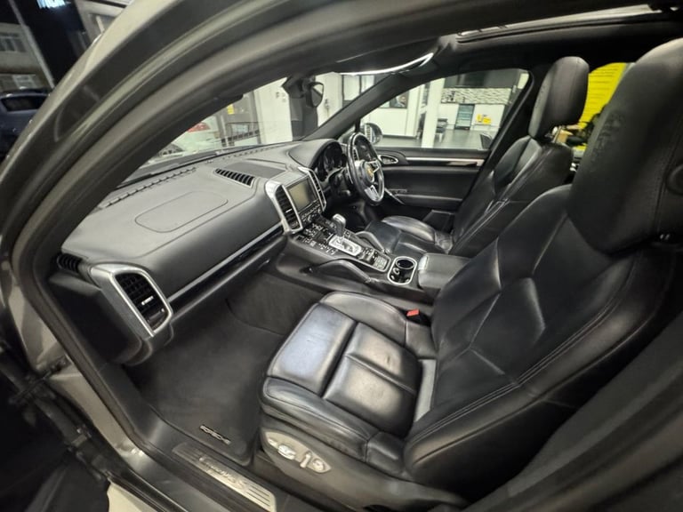 2016 65 PORSCHE CAYENNE 3.0 V6 E-HYBRID S SUV 5DR PETROL PLUG-IN HYBRID TIPTRONI