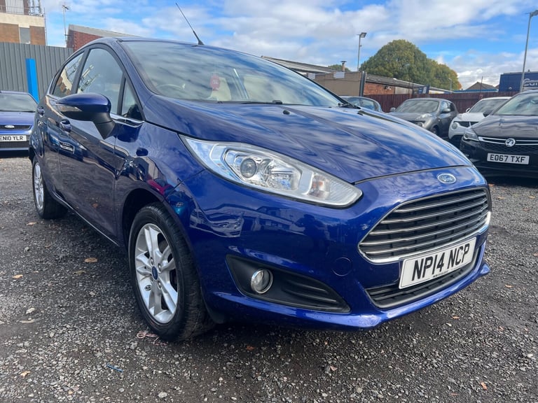 2015 Ford Fiesta 1.6 Zetec 5dr Powershift HATCHBACK Petrol Automatic